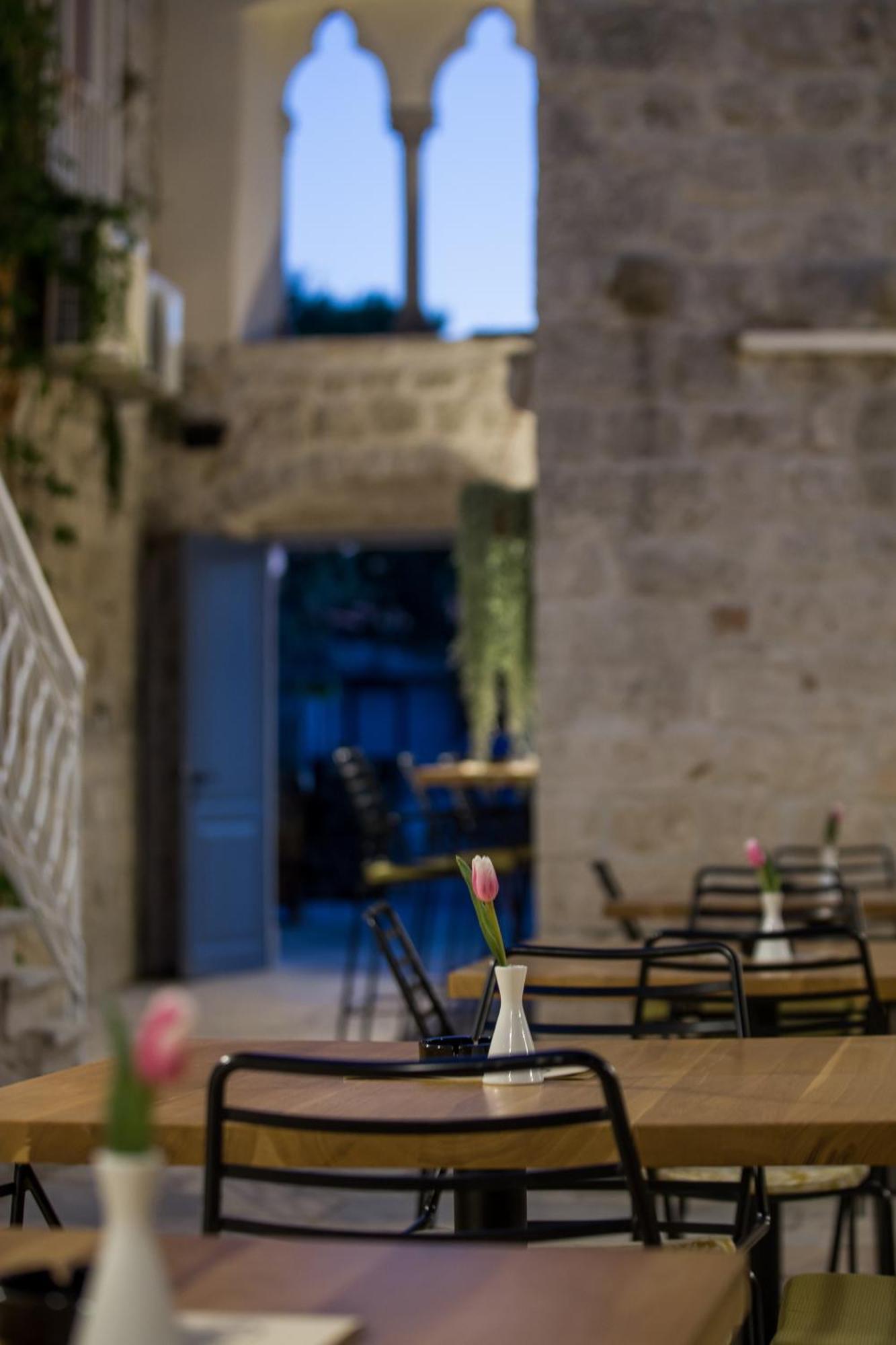 Bifora Heritage Hotel Trogir Ngoại thất bức ảnh