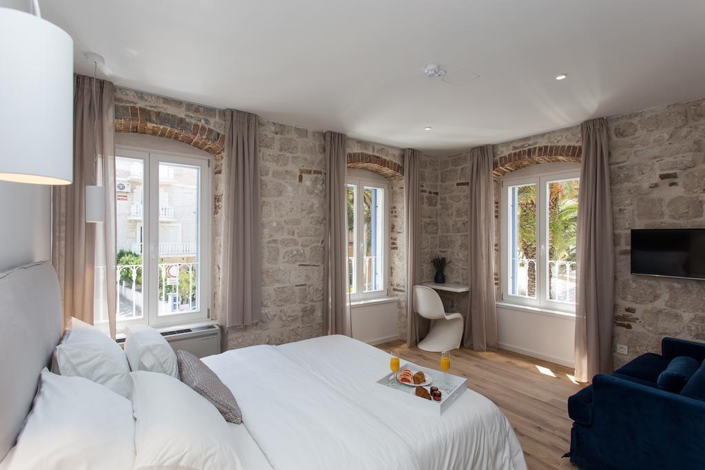 Bifora Heritage Hotel Trogir Ngoại thất bức ảnh