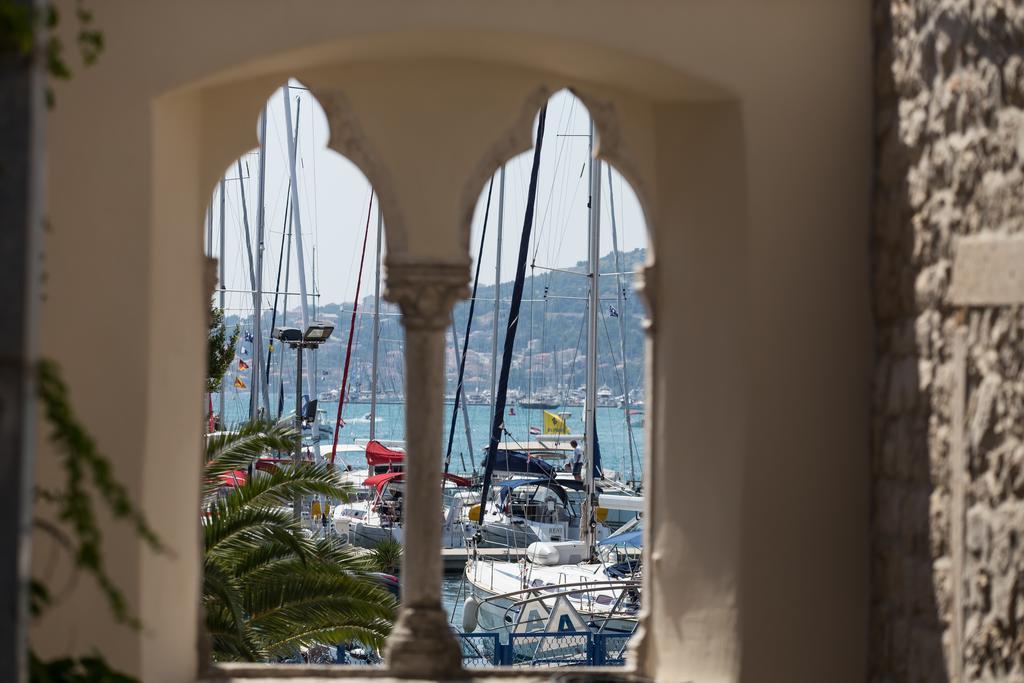 Bifora Heritage Hotel Trogir Ngoại thất bức ảnh